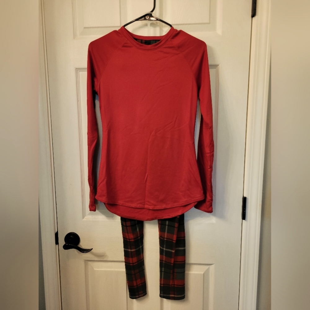 ClimateRight by Cuddl Duds Women's Stretch Fleece Base Layer, New Without Tags.